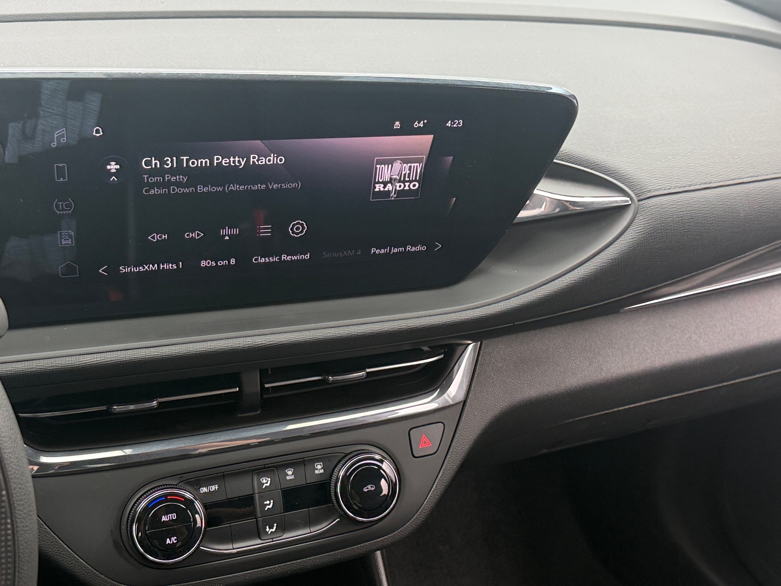 Thumbnail: 2025 Buick Envista - 4