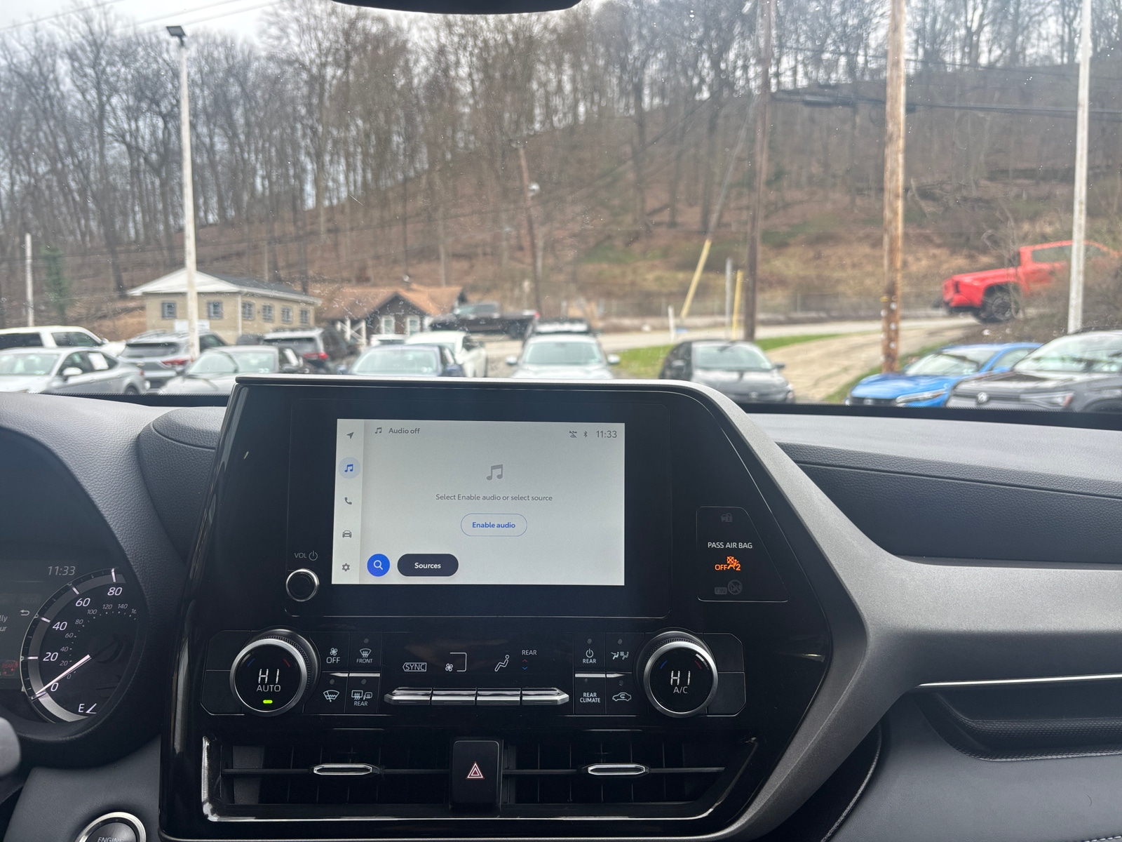 Thumbnail: 2025 Toyota Highlander - 4