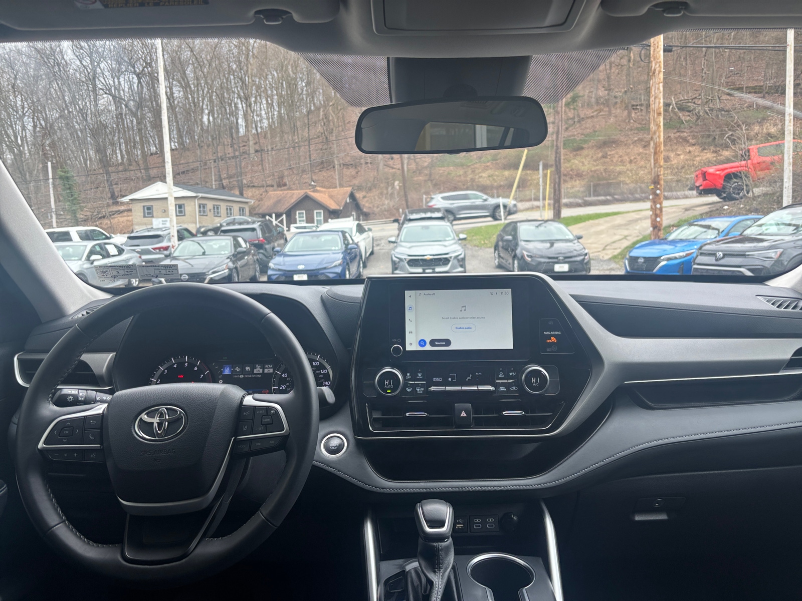 Thumbnail: 2025 Toyota Highlander - 3