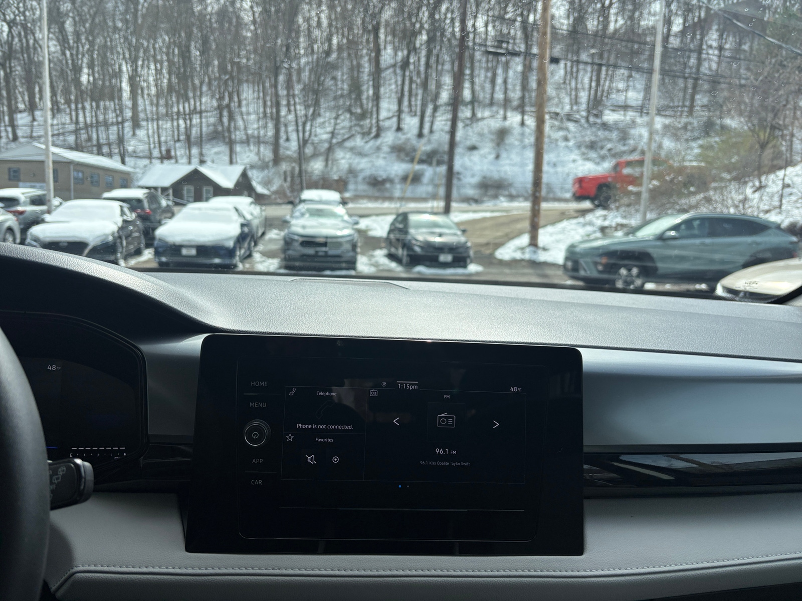 Thumbnail: 2025 Volkswagen Taos - 4