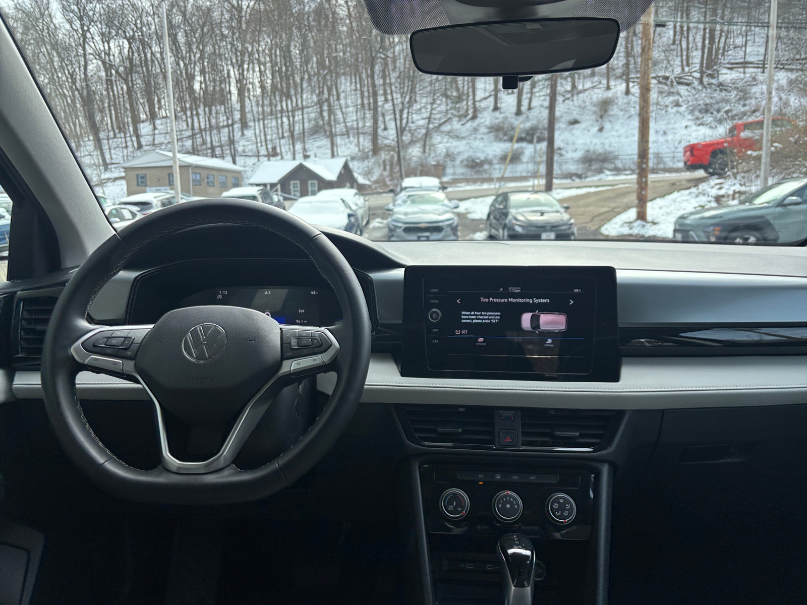 Thumbnail: 2025 Volkswagen Taos - 3