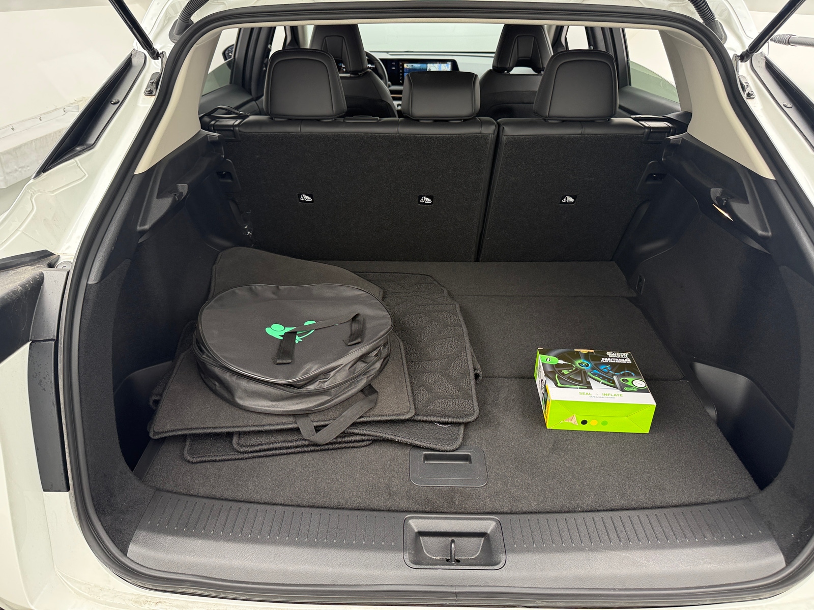 Thumbnail: 2025 Nissan Ariya - 6