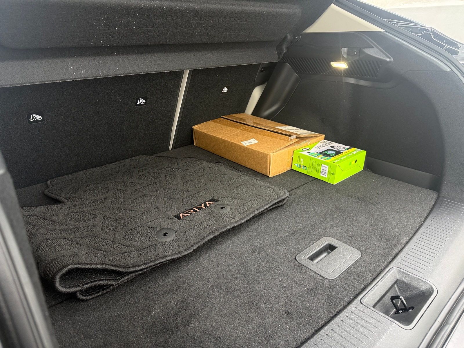 Thumbnail: 2023 Nissan Ariya - 6