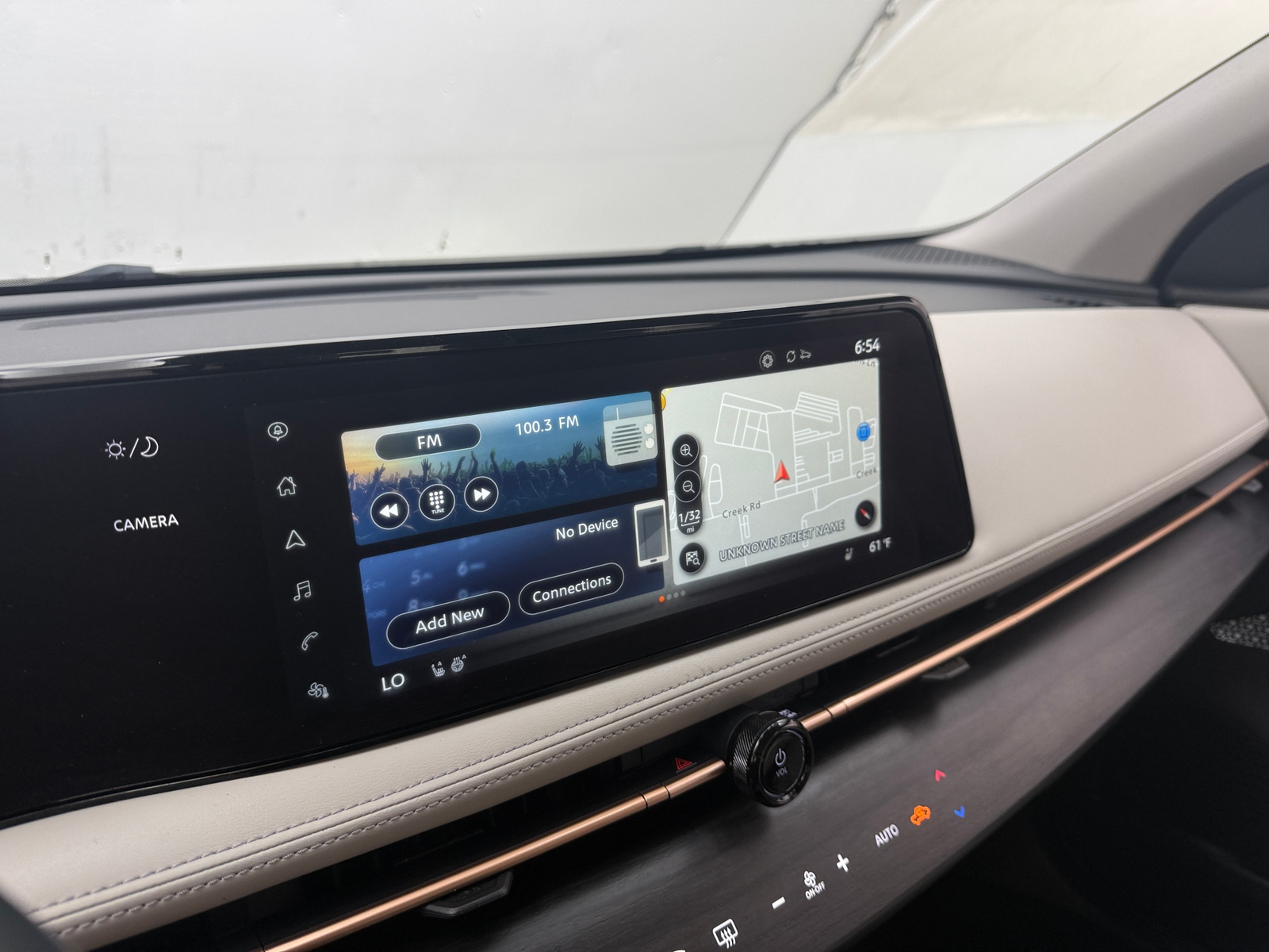 Thumbnail: 2023 Nissan Ariya - 3