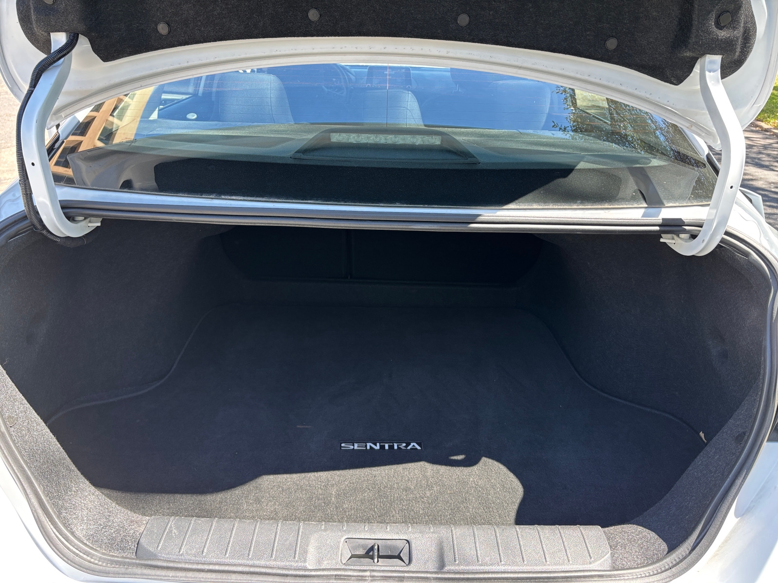 Thumbnail: 2025 Nissan Sentra - 4