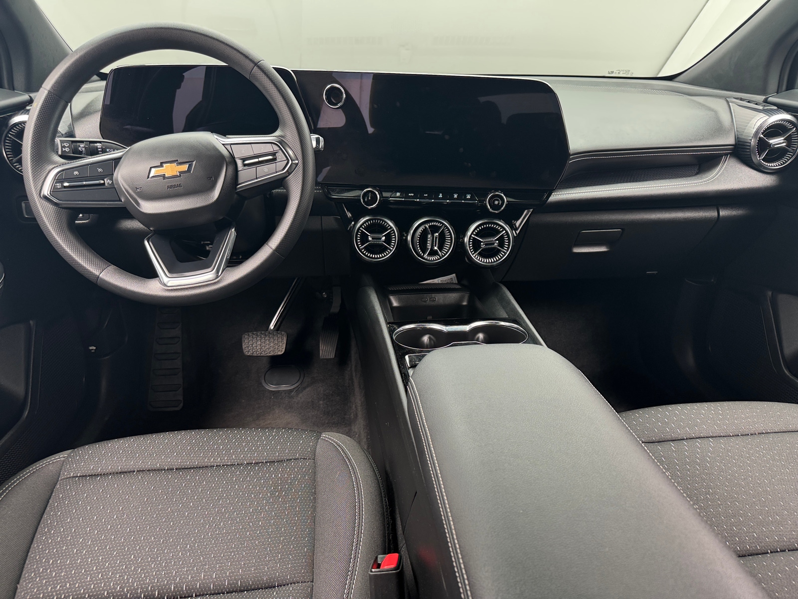 Thumbnail: 2025 Chevrolet Blazer EV - 3