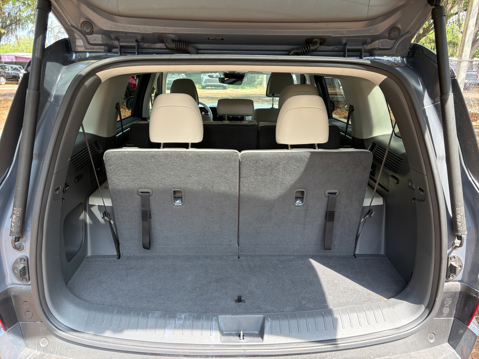 Thumbnail: 2025 Hyundai Santa Fe - 4