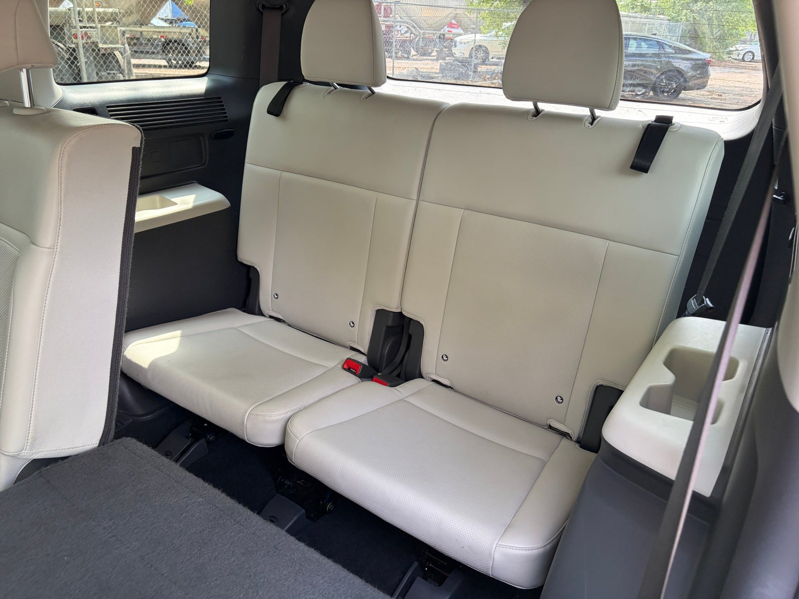 Thumbnail: 2025 Hyundai Santa Fe - 3