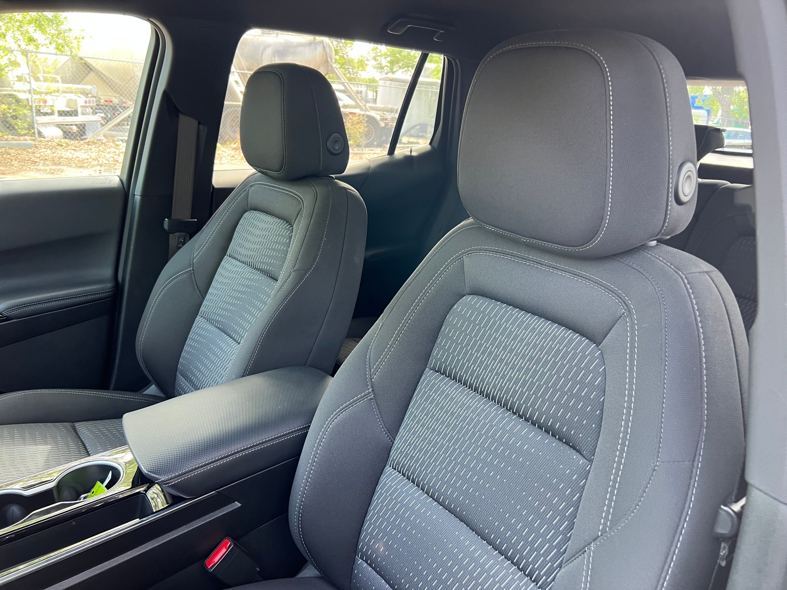 Thumbnail: 2025 Chevrolet Equinox - 2