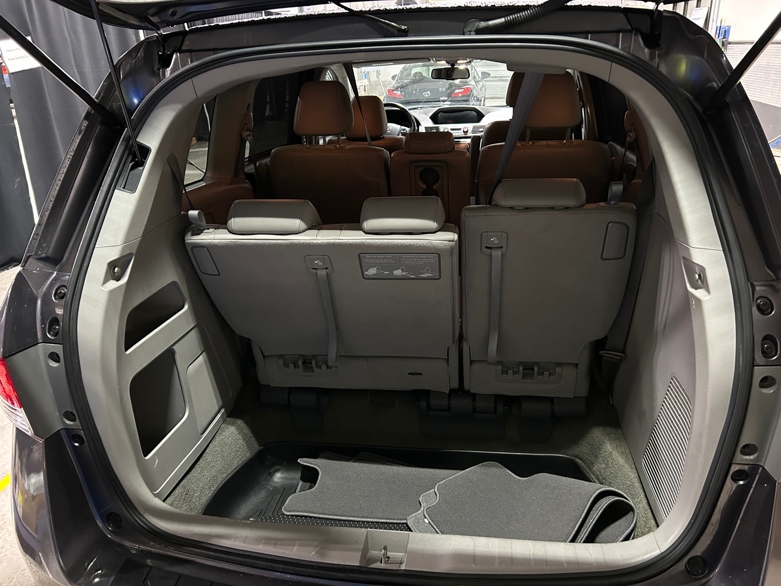 Thumbnail: 2015 Honda Odyssey - 6