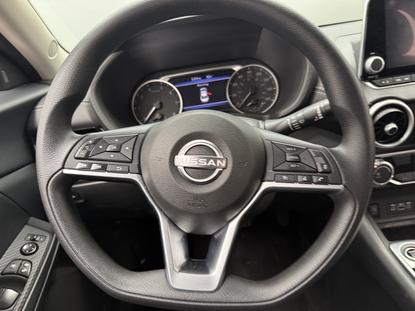 Thumbnail: 2025 Nissan Sentra - 5