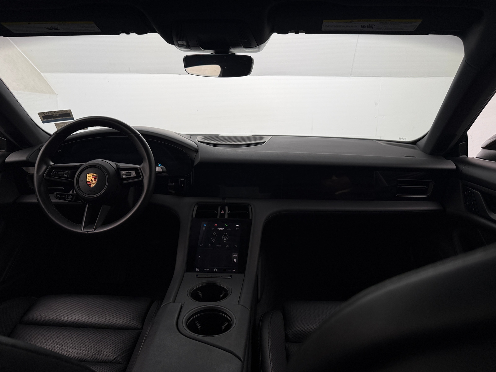 Thumbnail: 2022 Porsche Taycan - 2