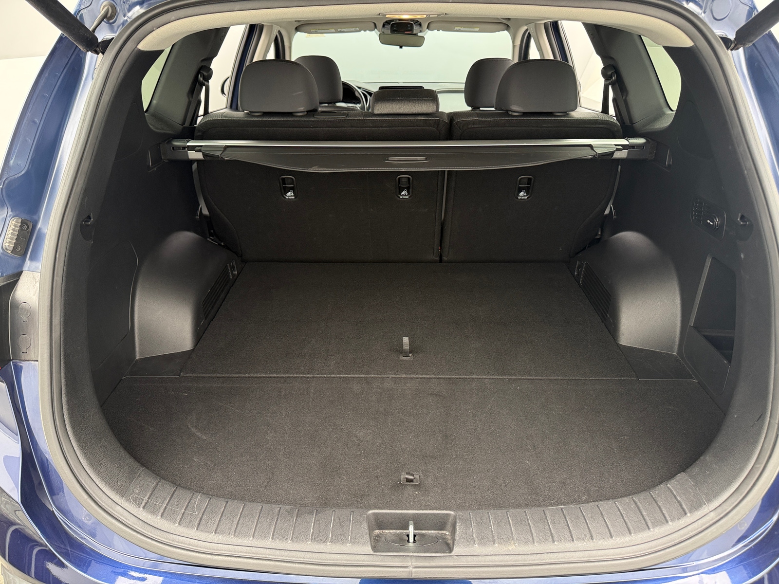 Thumbnail: 2023 Hyundai Santa Fe - 7