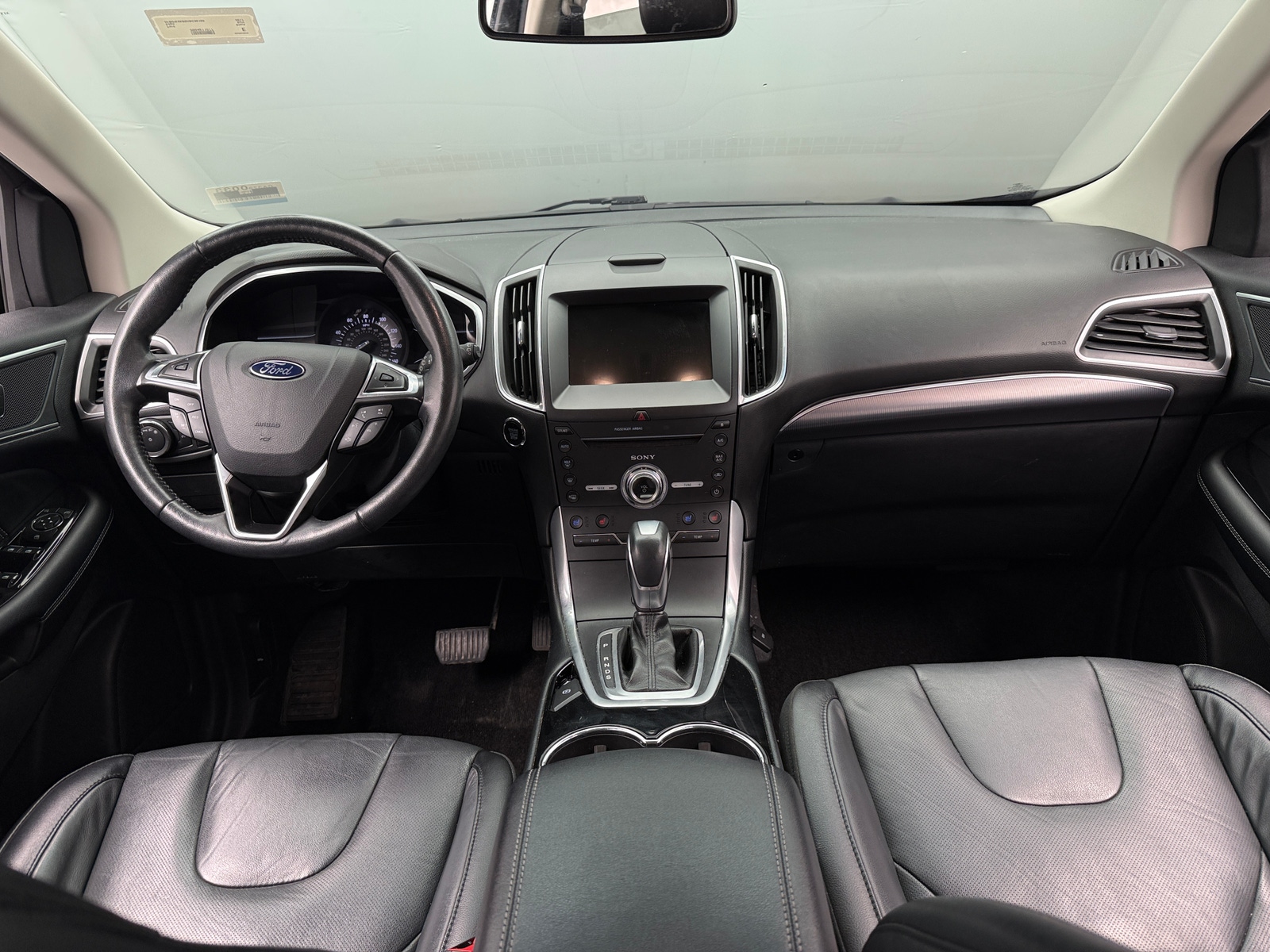 Thumbnail: 2017 Ford Edge - 2