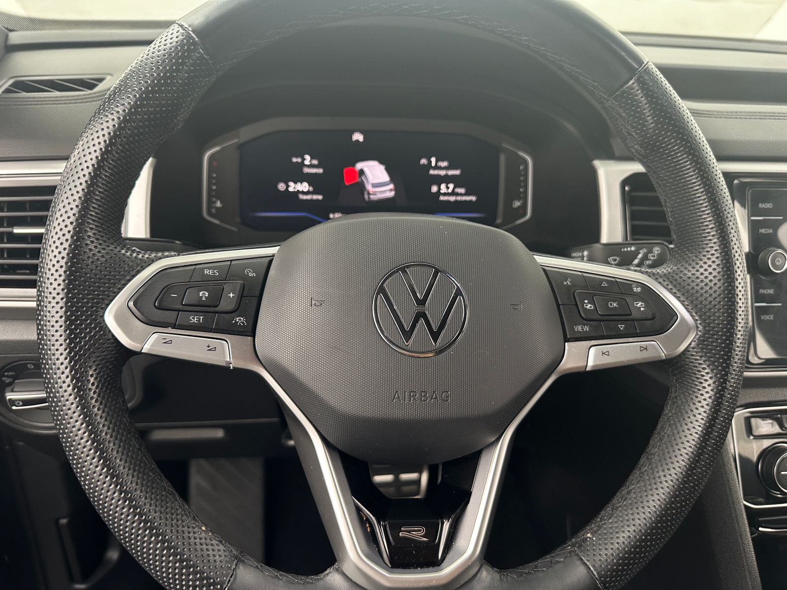 Thumbnail: 2023 Volkswagen Atlas - 4