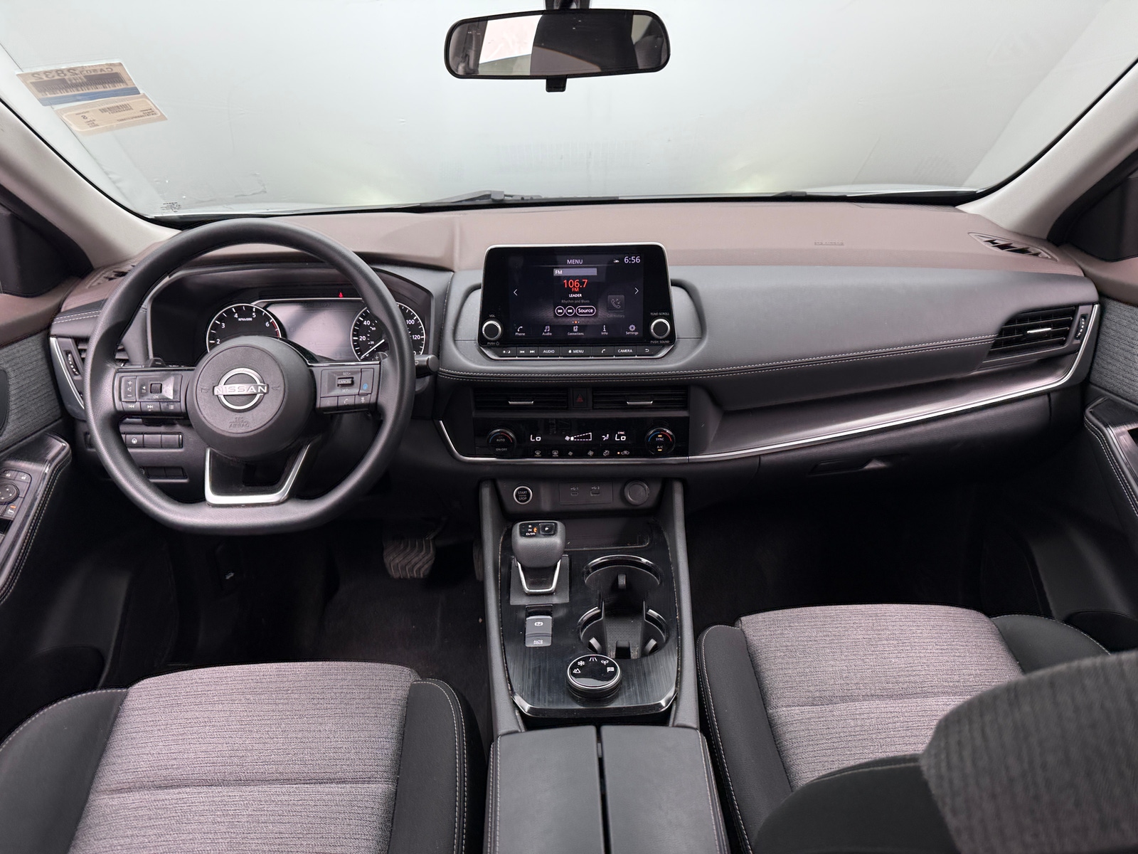 Thumbnail: 2023 Nissan Rogue - 3