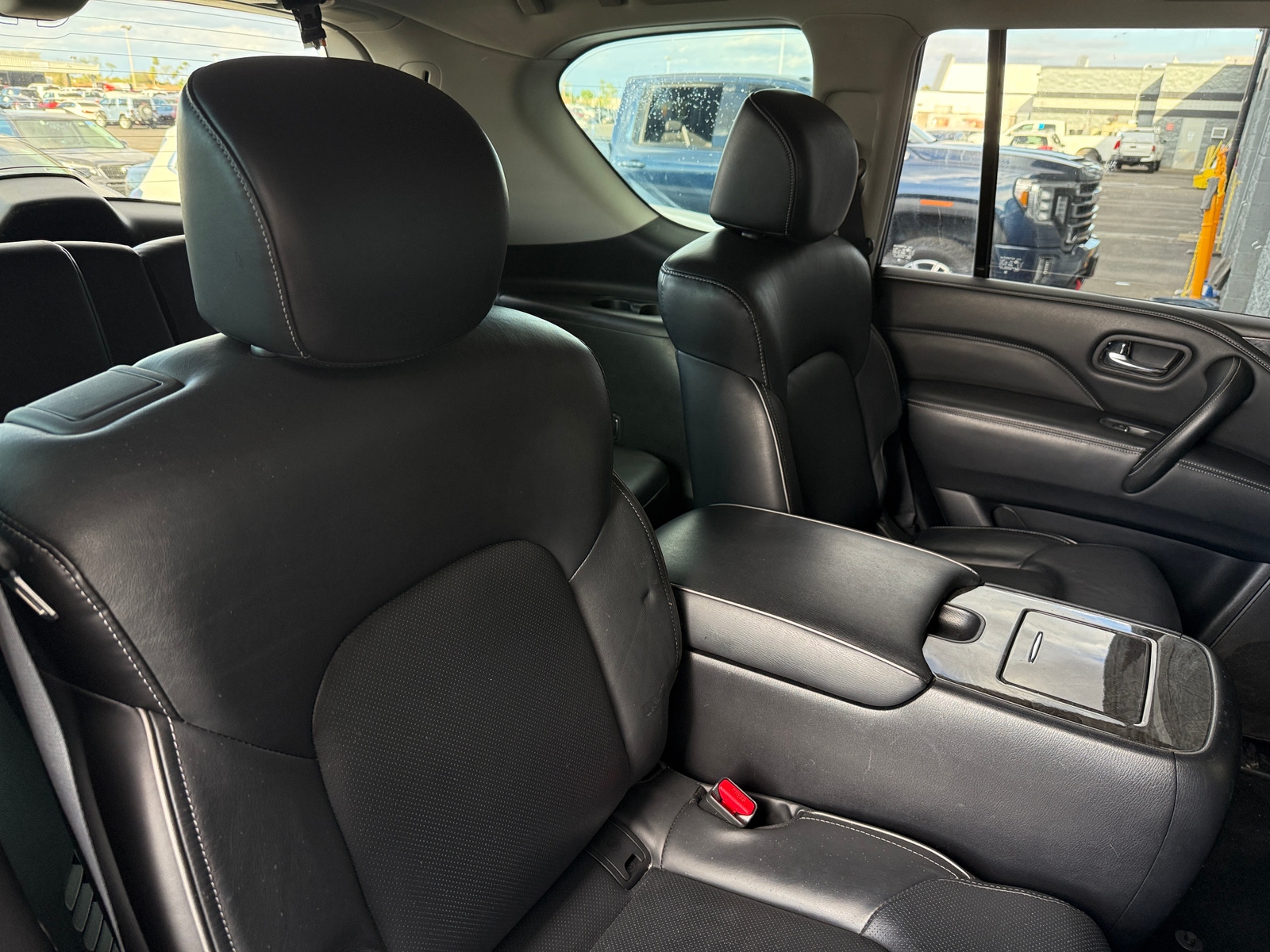 Thumbnail: 2023 INFINITI QX80 - 5