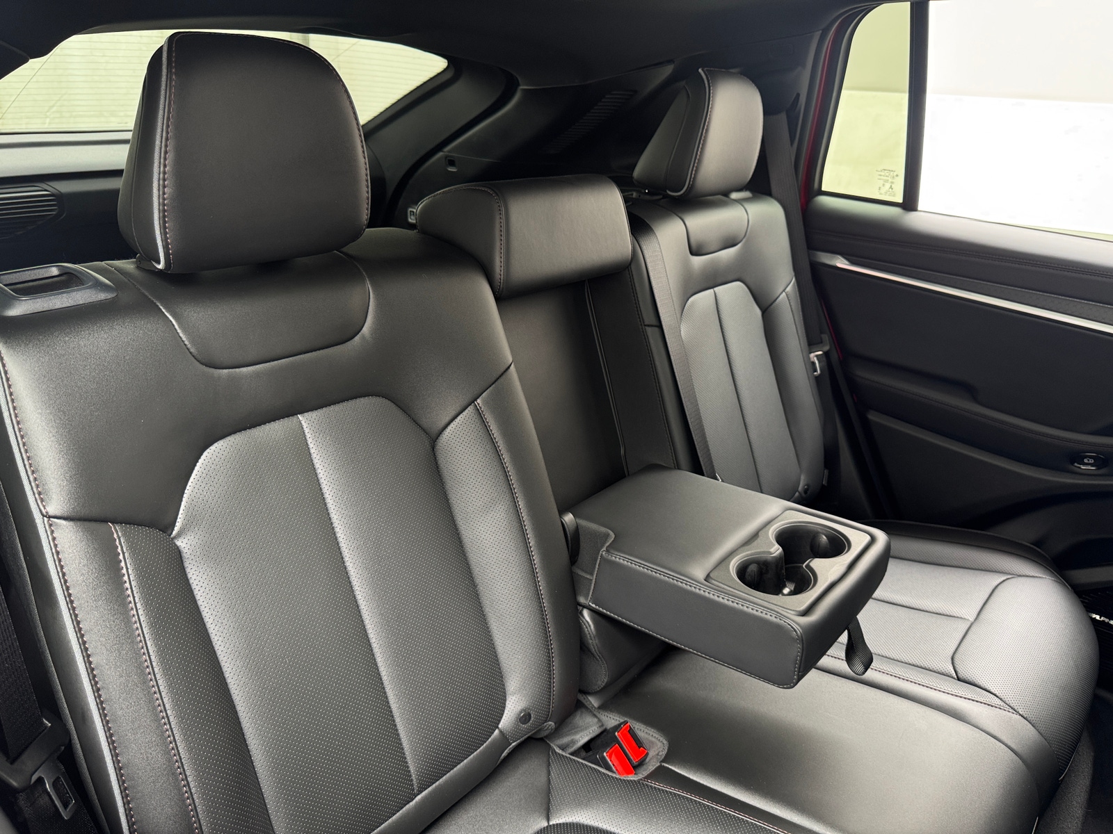 Thumbnail: 2025 Jeep Wagoneer S - 5