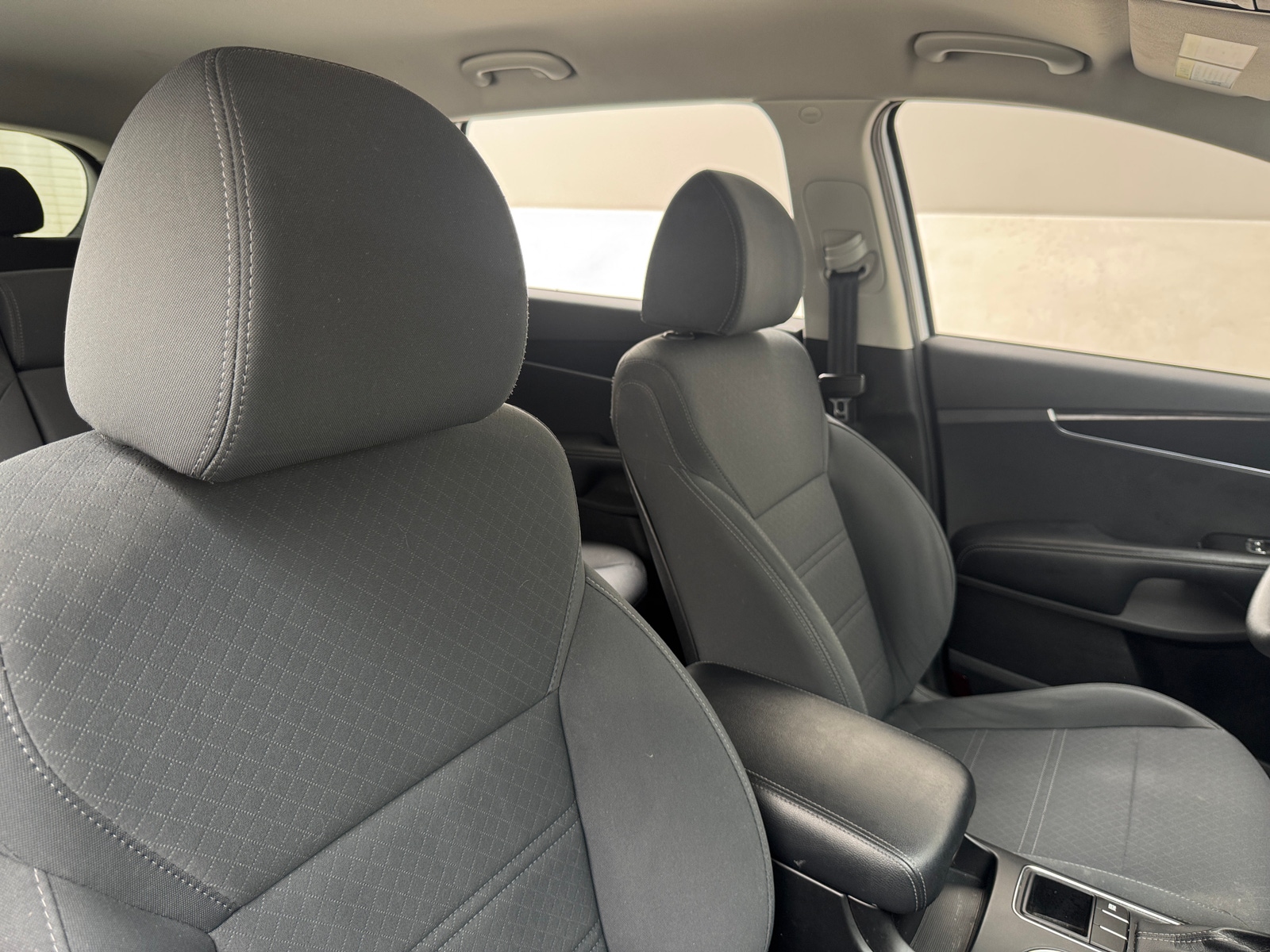 Thumbnail: 2019 Kia Sorento - 2