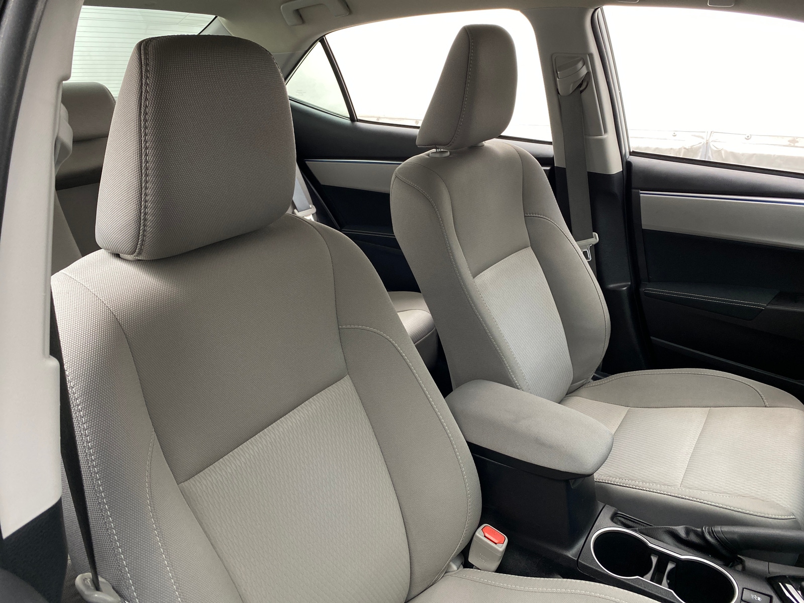 Thumbnail: 2016 Toyota Corolla - 2