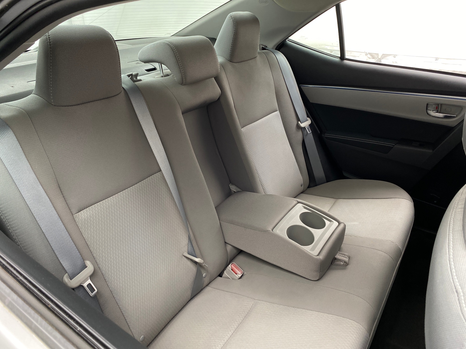 Thumbnail: 2016 Toyota Corolla - 6