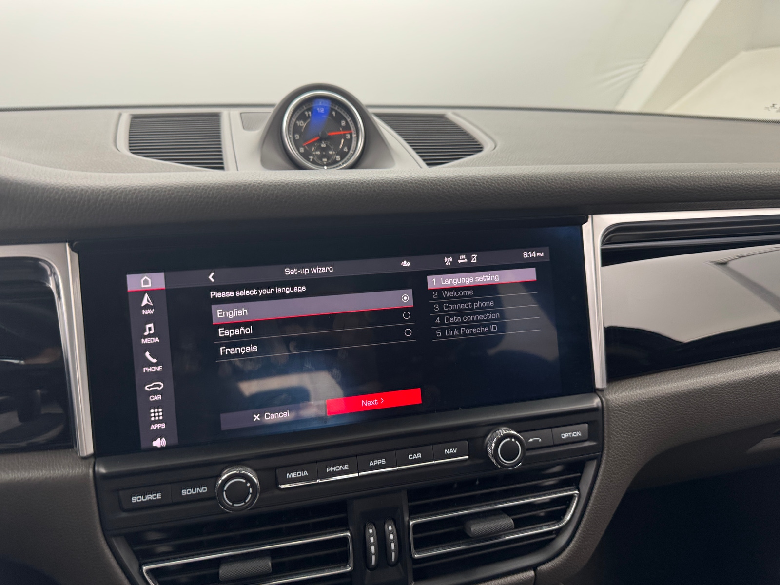 Thumbnail: 2020 Porsche Macan - 3