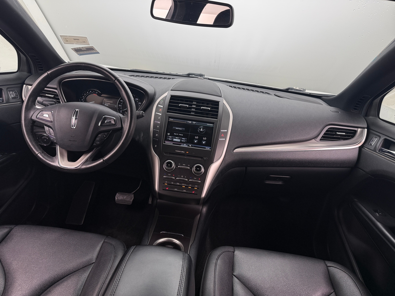 Thumbnail: 2015 Lincoln MKC - 2