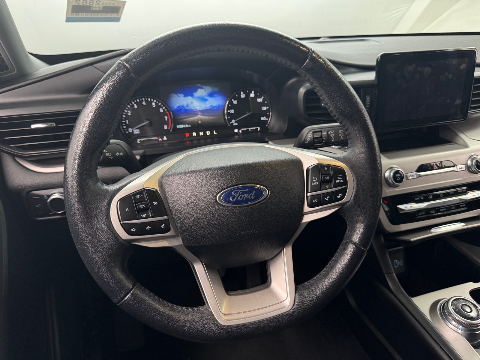 Thumbnail: 2022 Ford Explorer - 5