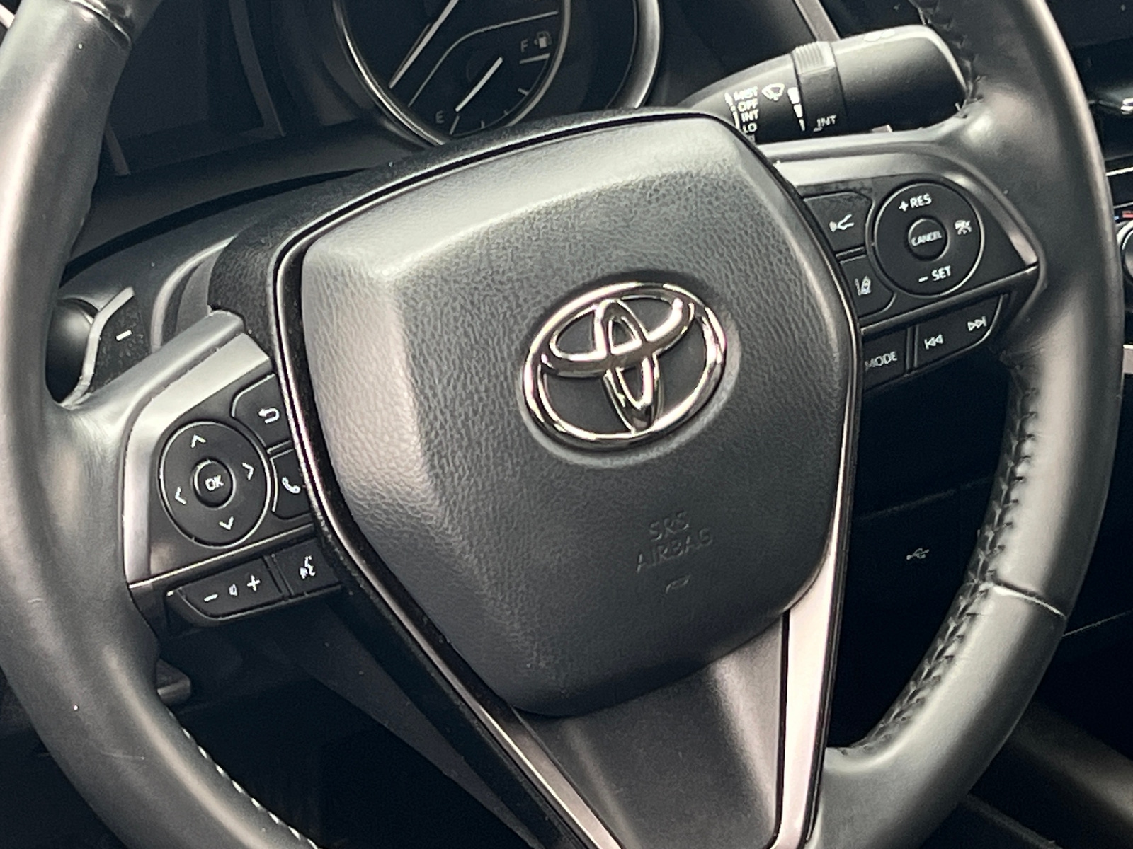 Thumbnail: 2023 Toyota Camry - 4