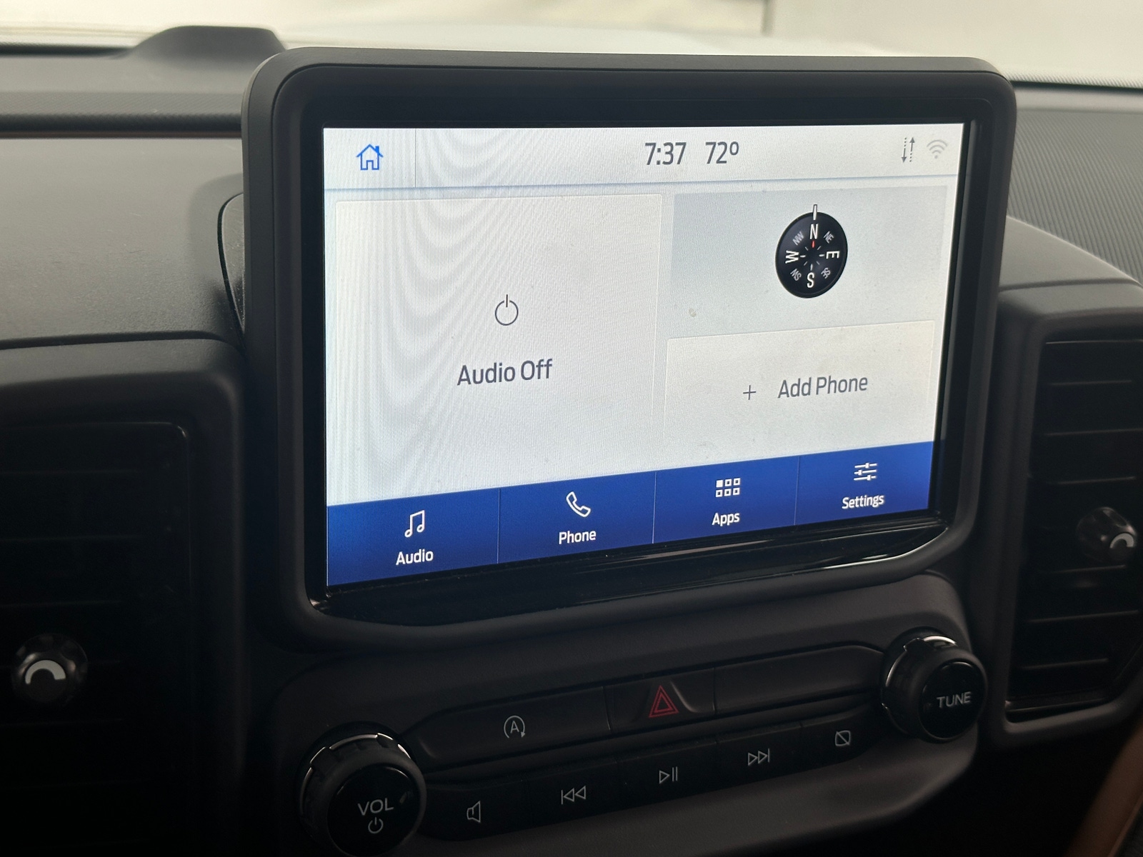 Thumbnail: 2021 Ford Bronco Sport - 3