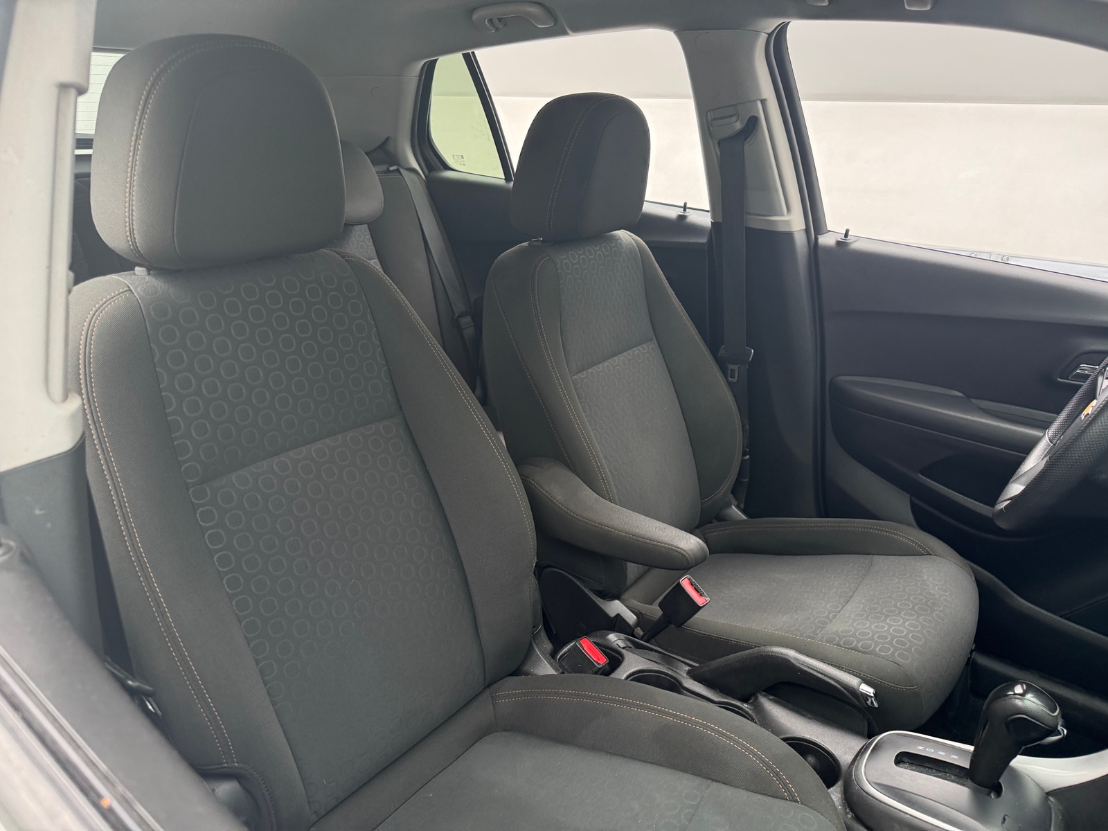 Thumbnail: 2021 Chevrolet Trax - 2