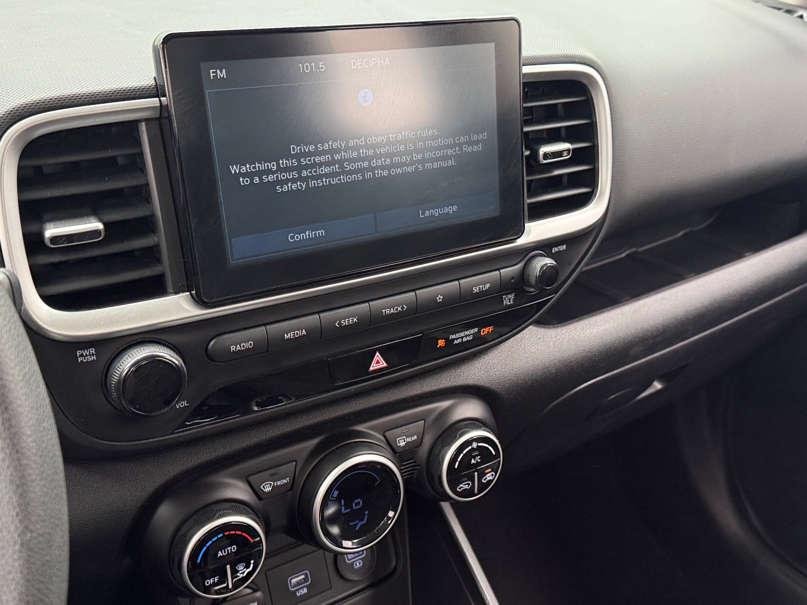 Thumbnail: 2020 Hyundai Venue - 4