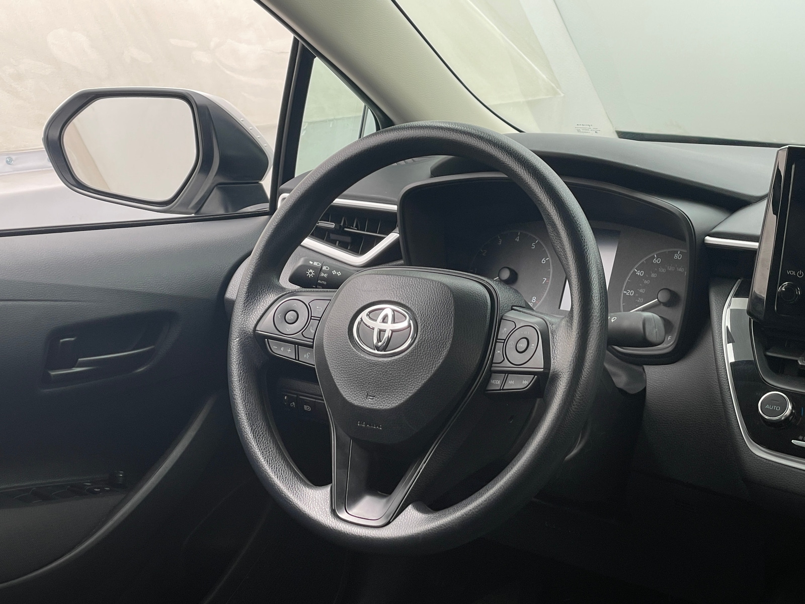 Thumbnail: 2025 Toyota Corolla - 5