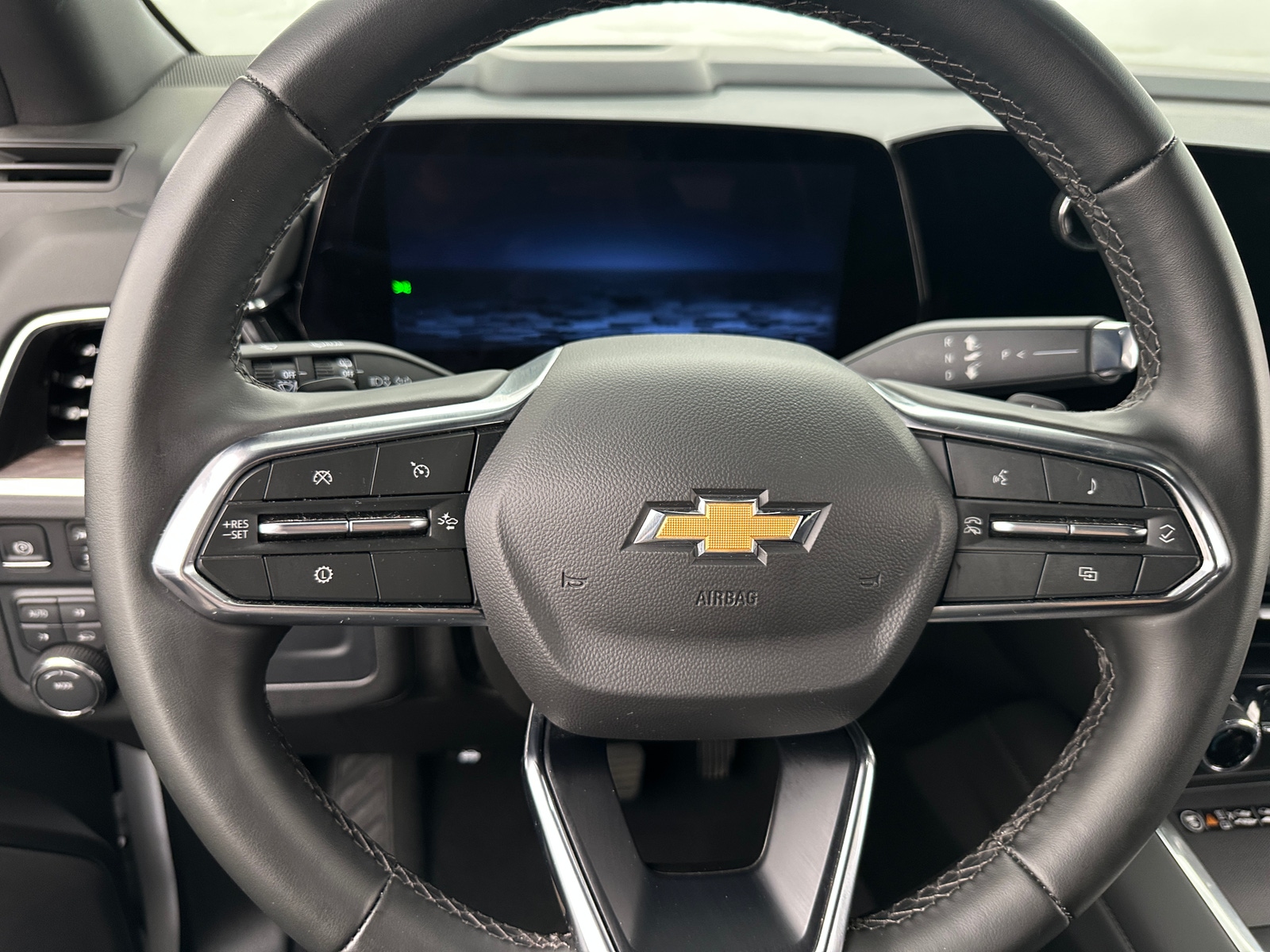 Thumbnail: 2025 Chevrolet Tahoe - 4