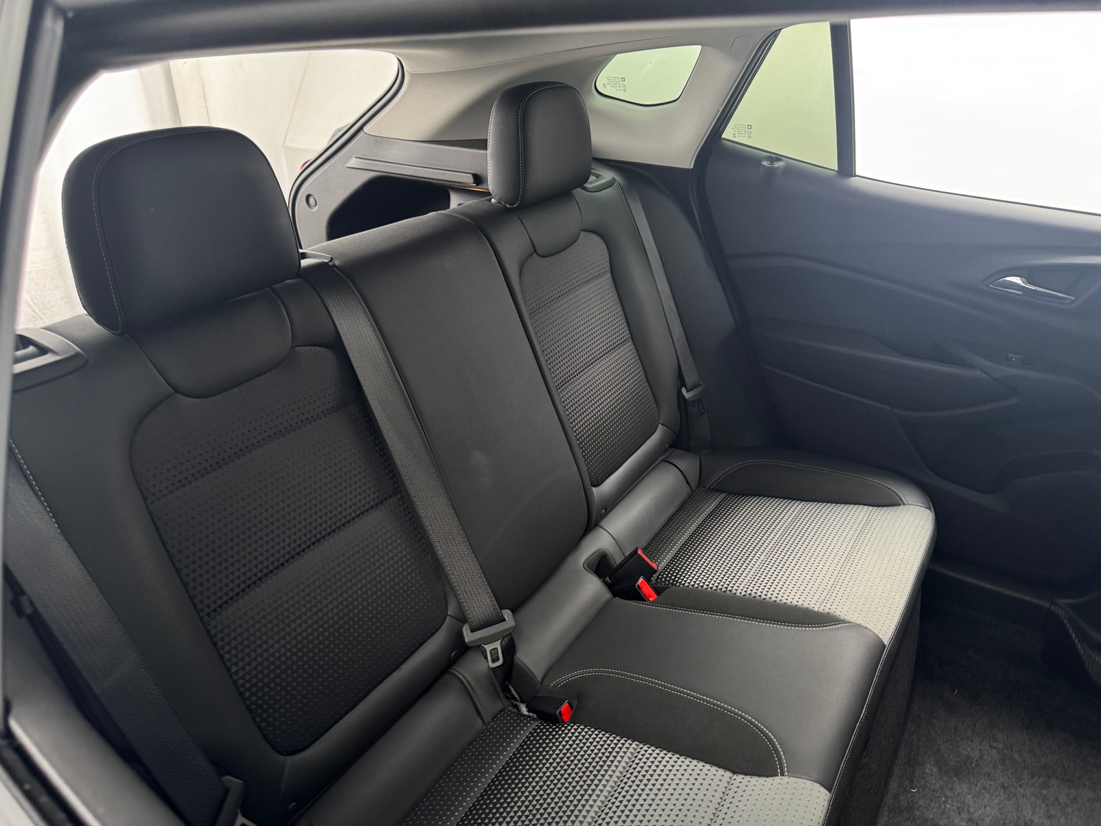 Thumbnail: 2025 Chevrolet Trax - 6