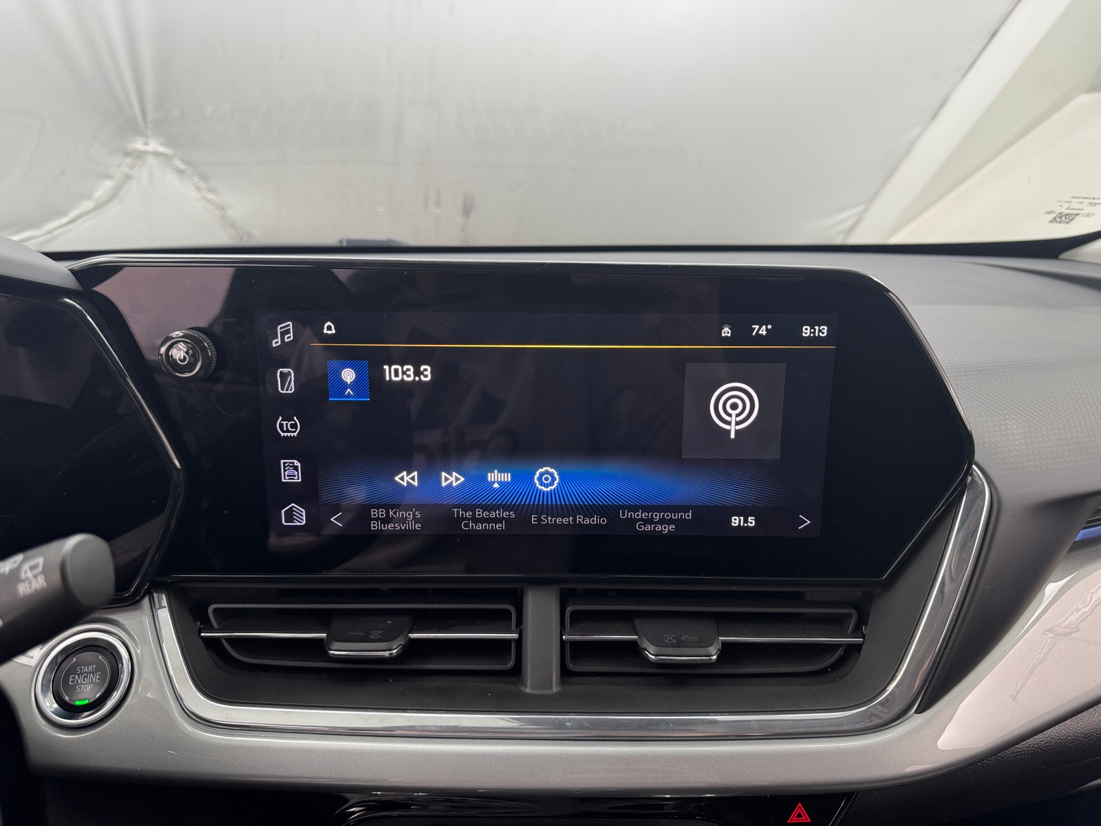 Thumbnail: 2025 Chevrolet Trax - 4