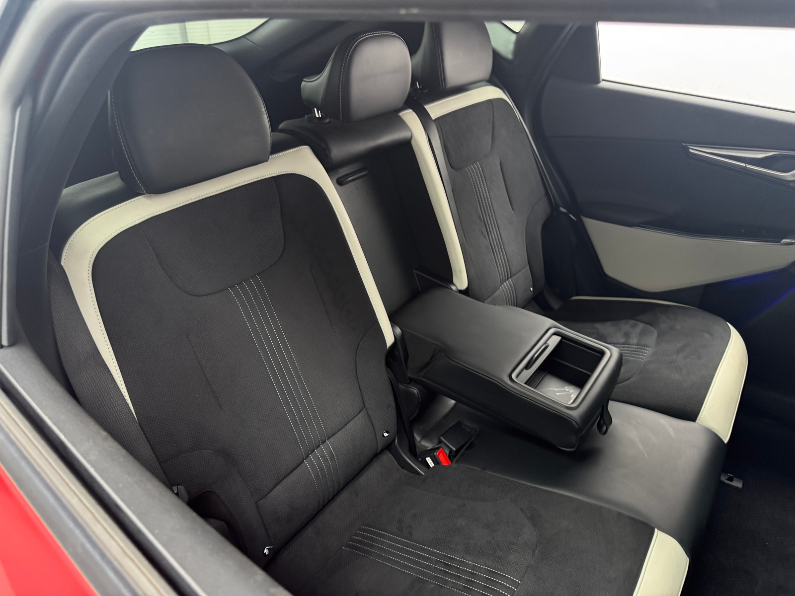 Thumbnail: 2022 Kia EV6 - 5