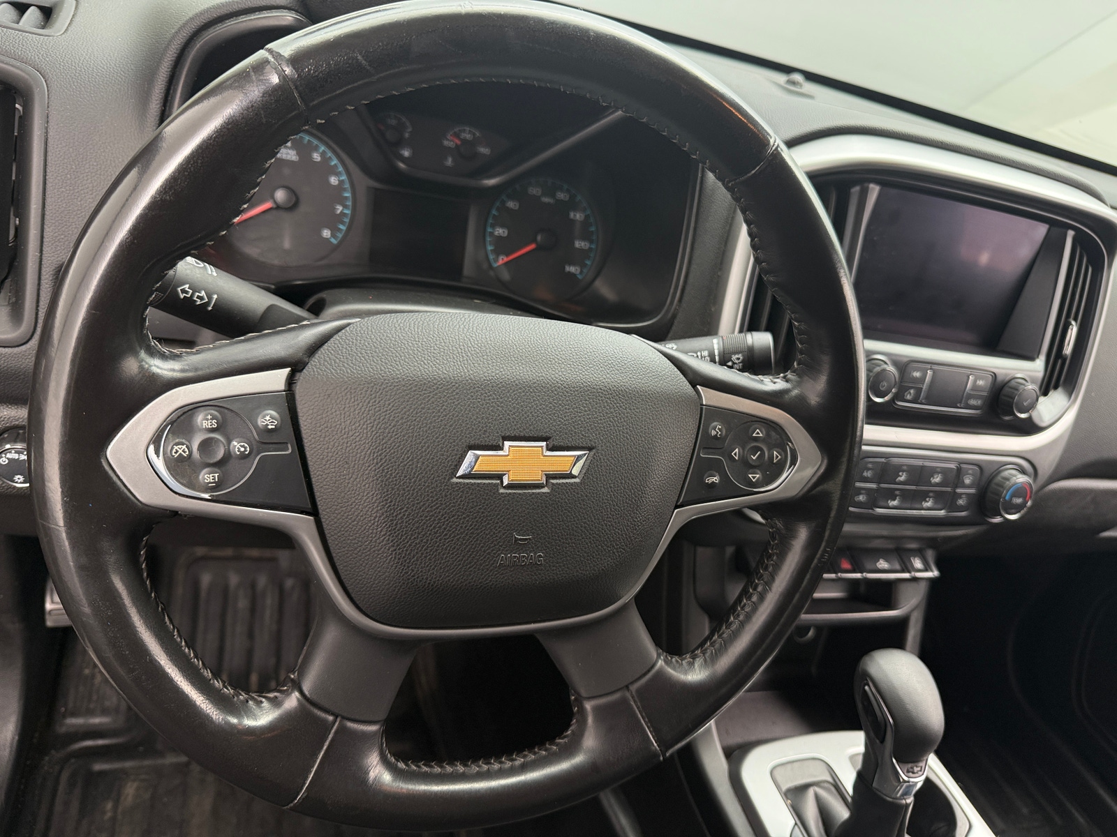 Thumbnail: 2022 Chevrolet Colorado - 5