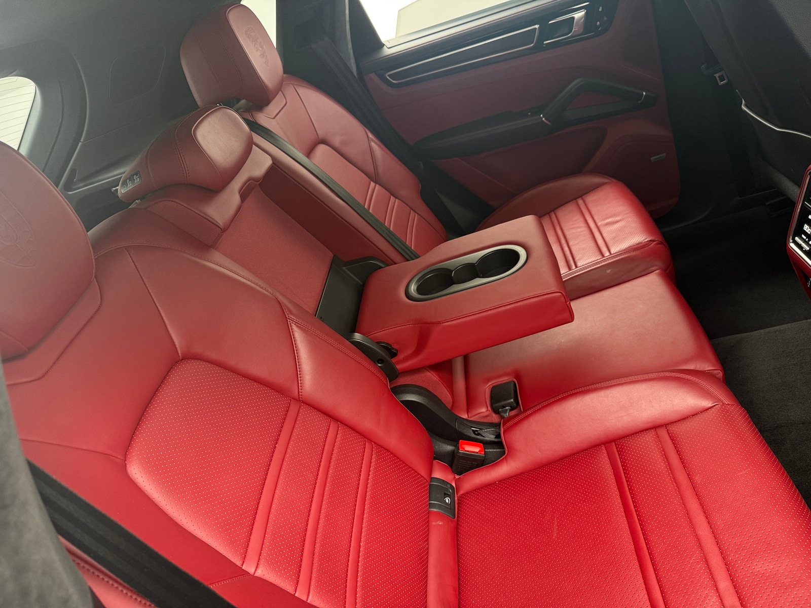 Thumbnail: 2021 Porsche Cayenne - 5