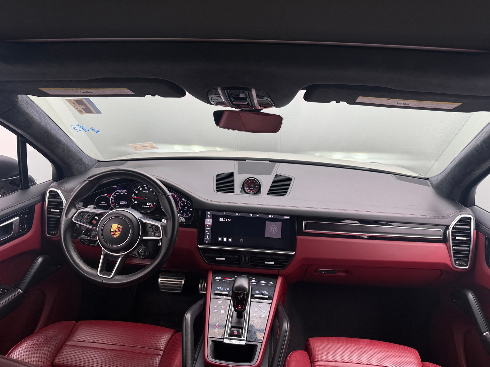 Thumbnail: 2021 Porsche Cayenne - 2