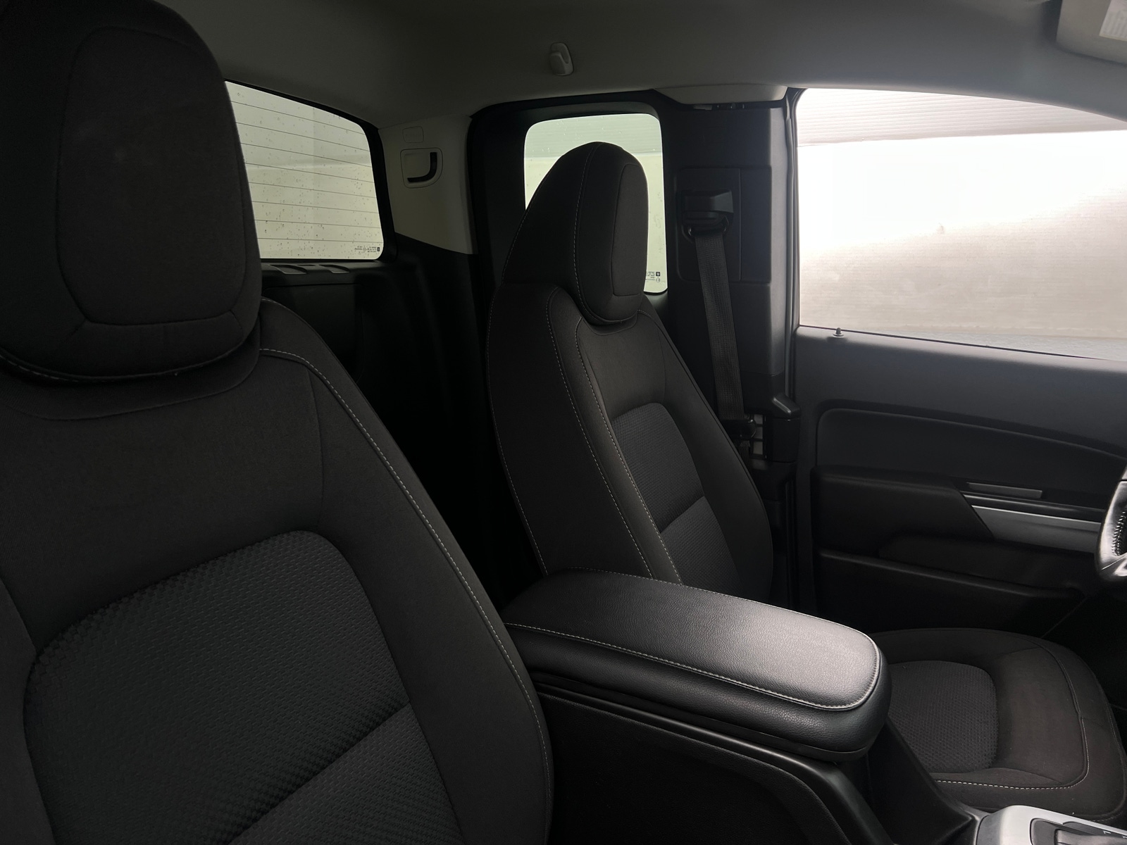 Thumbnail: 2022 Chevrolet Colorado - 2