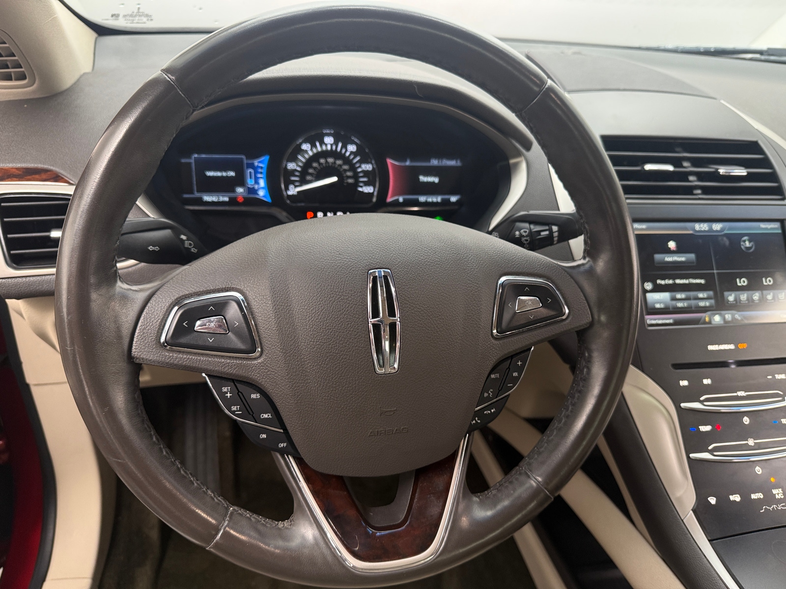Thumbnail: 2016 Lincoln MKZ - 4
