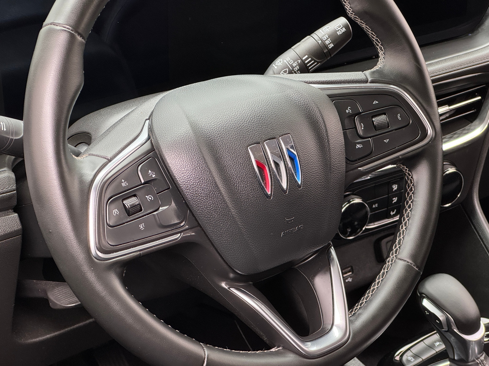 Thumbnail: 2025 Buick Encore GX - 5