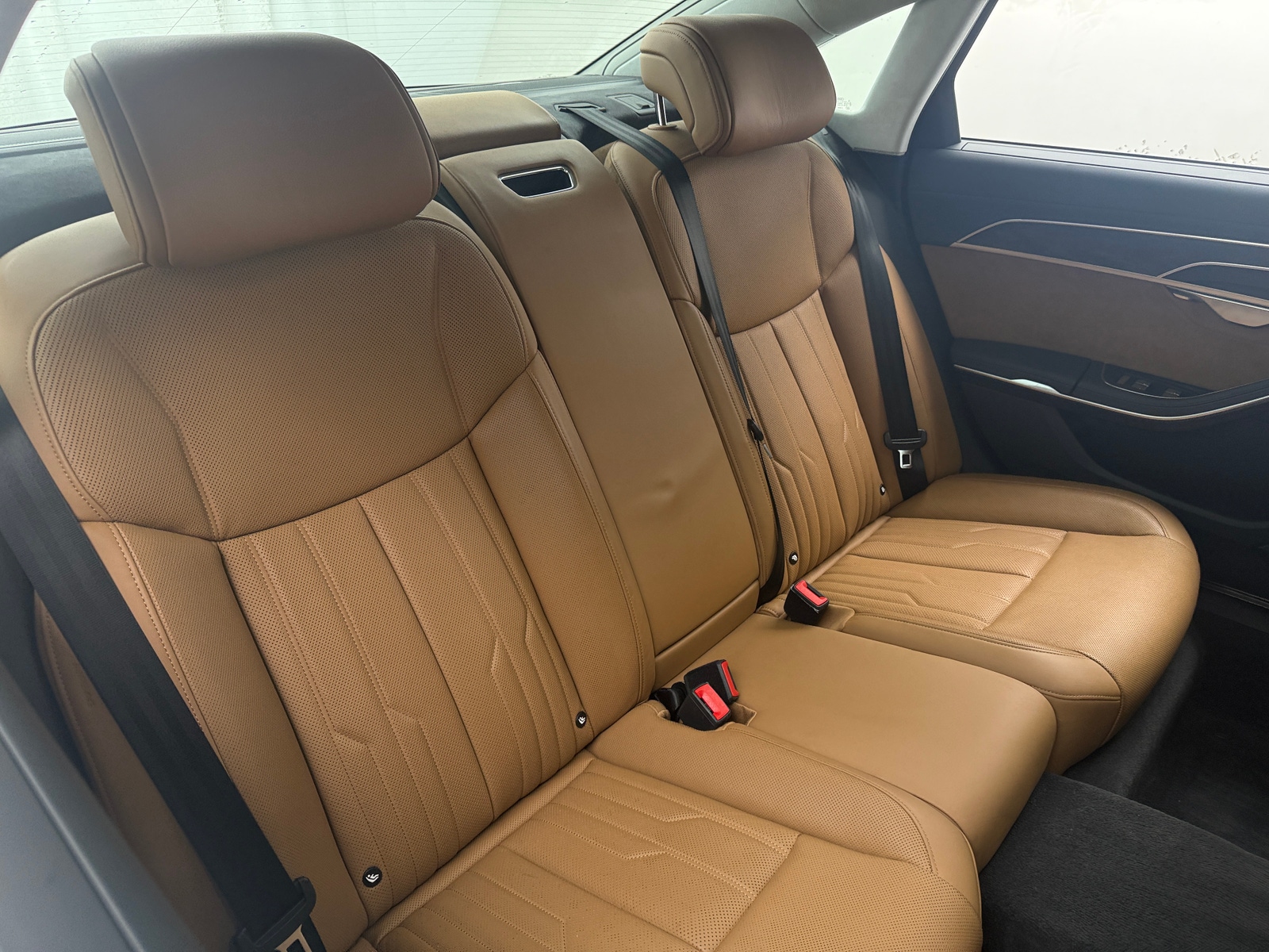 Thumbnail: 2021 Audi A8 - 5