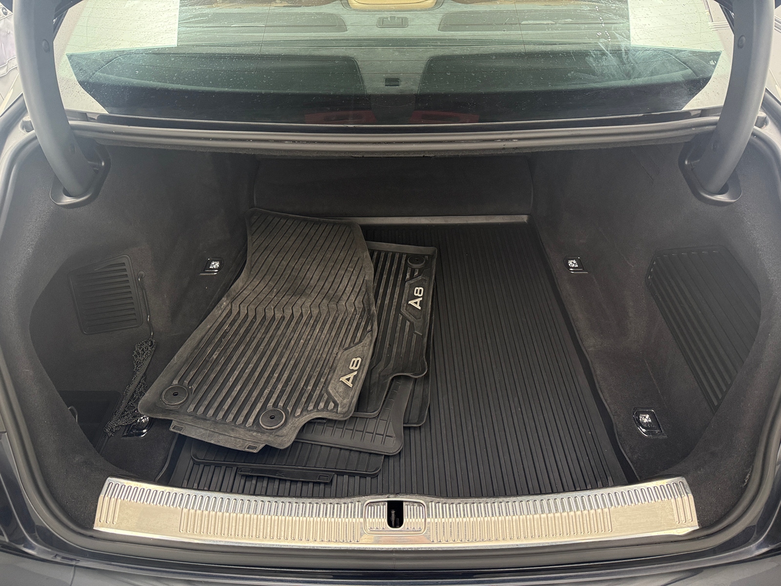 Thumbnail: 2021 Audi A8 - 6