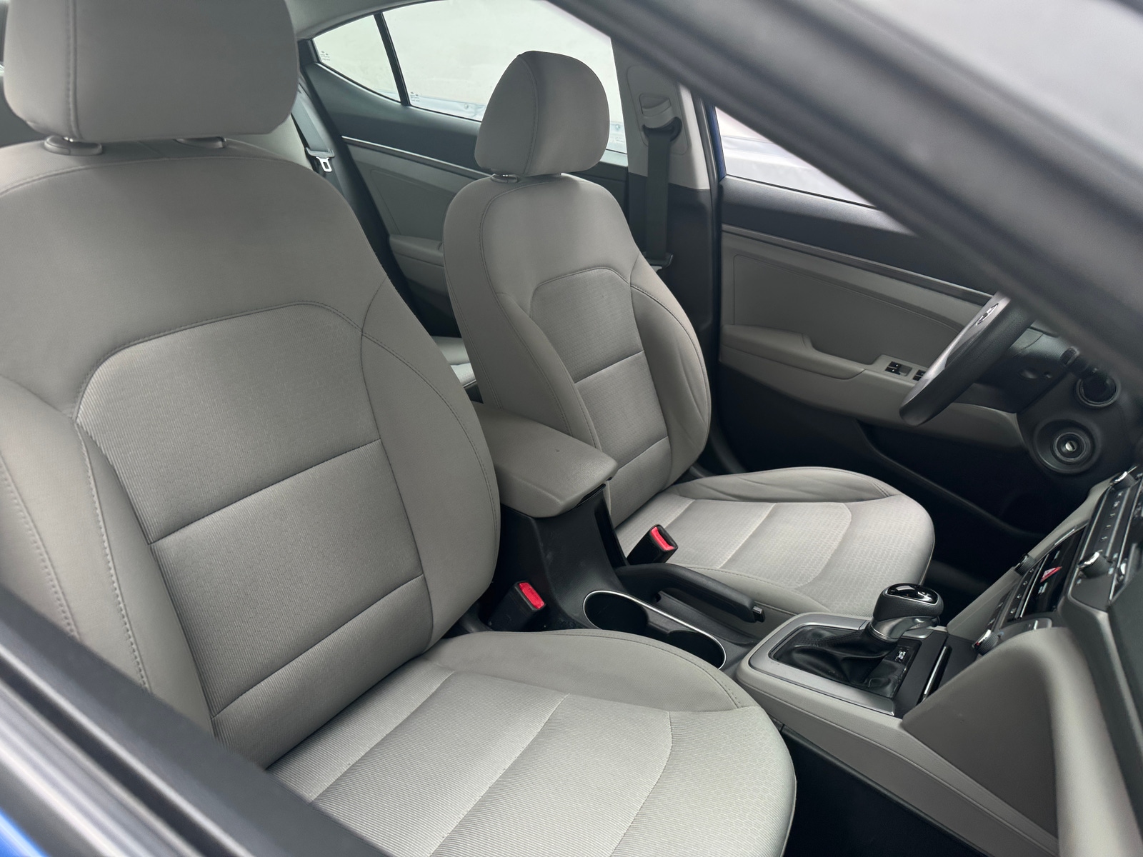 Thumbnail: 2017 Hyundai Elantra - 2