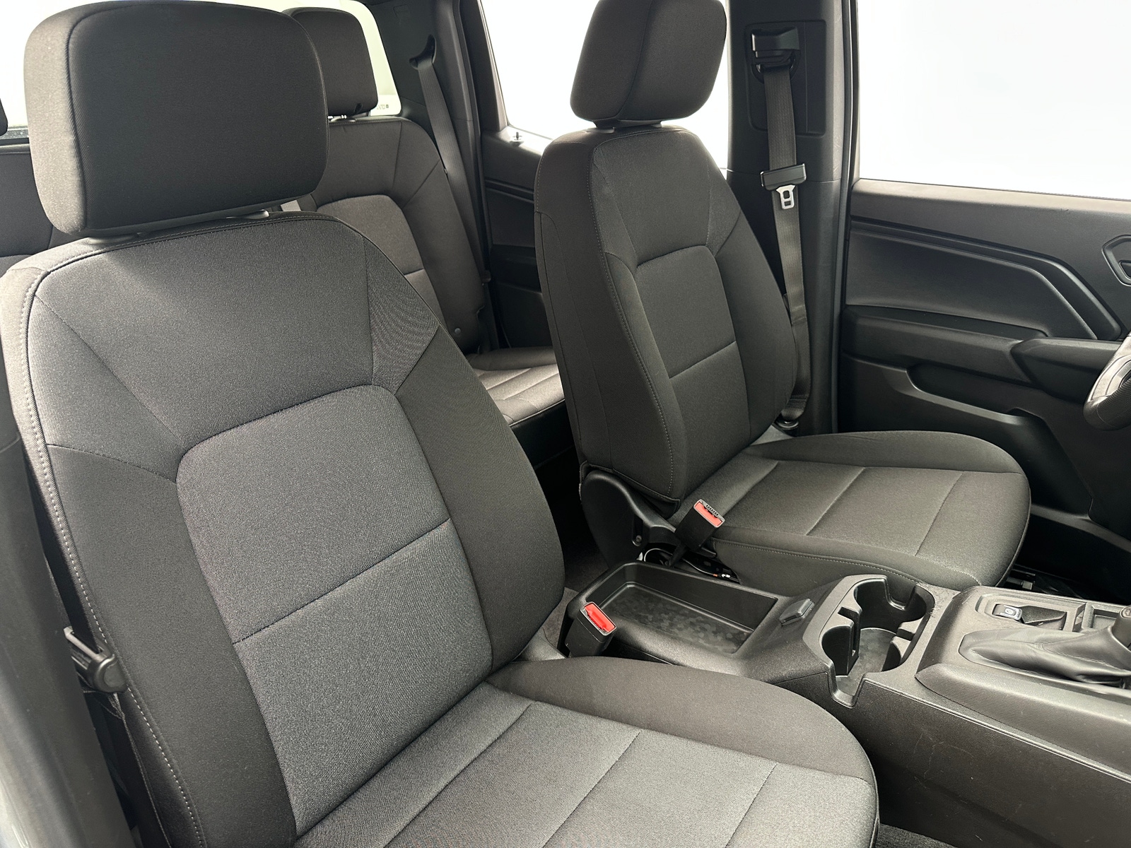 Thumbnail: 2024 Chevrolet Colorado - 2