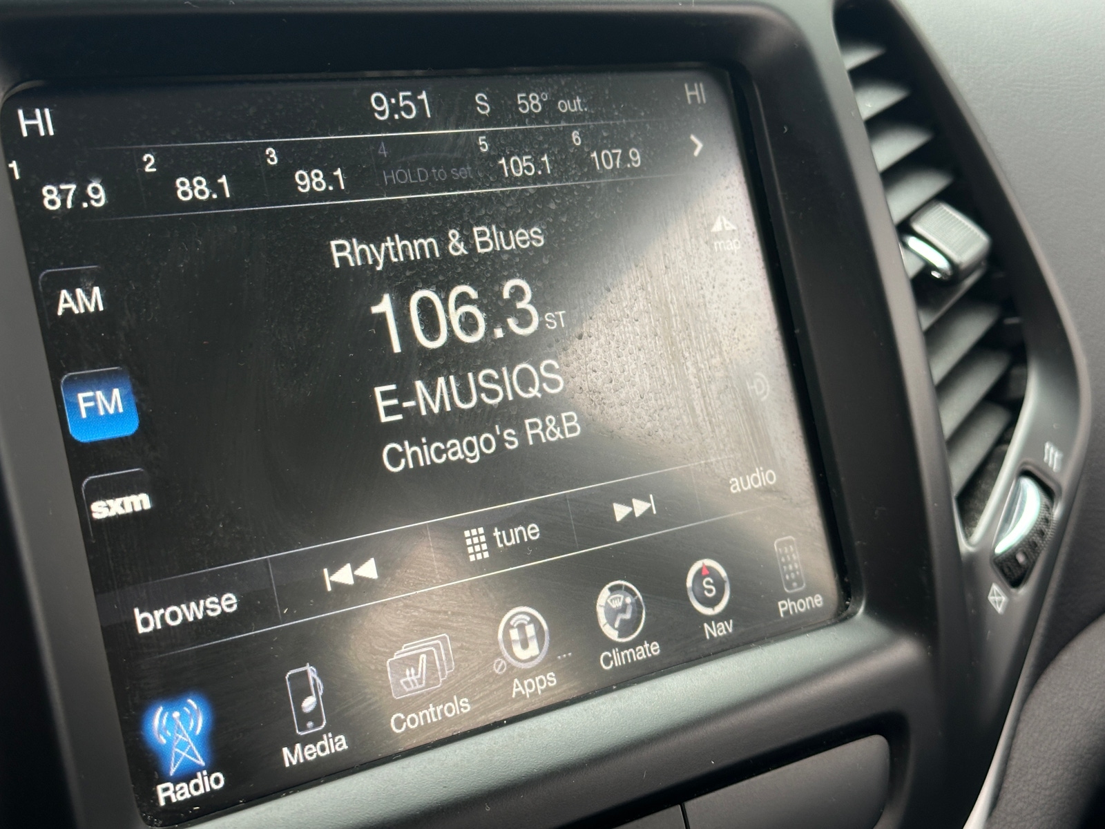 Thumbnail: 2018 Jeep Cherokee - 4