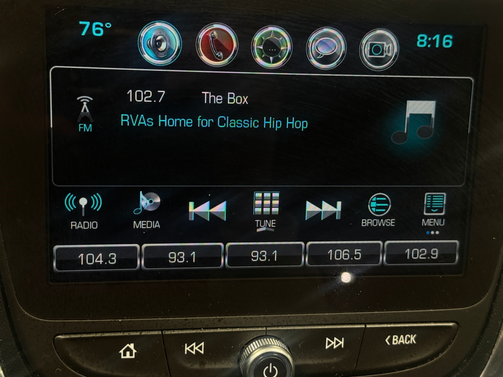 Thumbnail: 2018 Chevrolet Equinox - 3