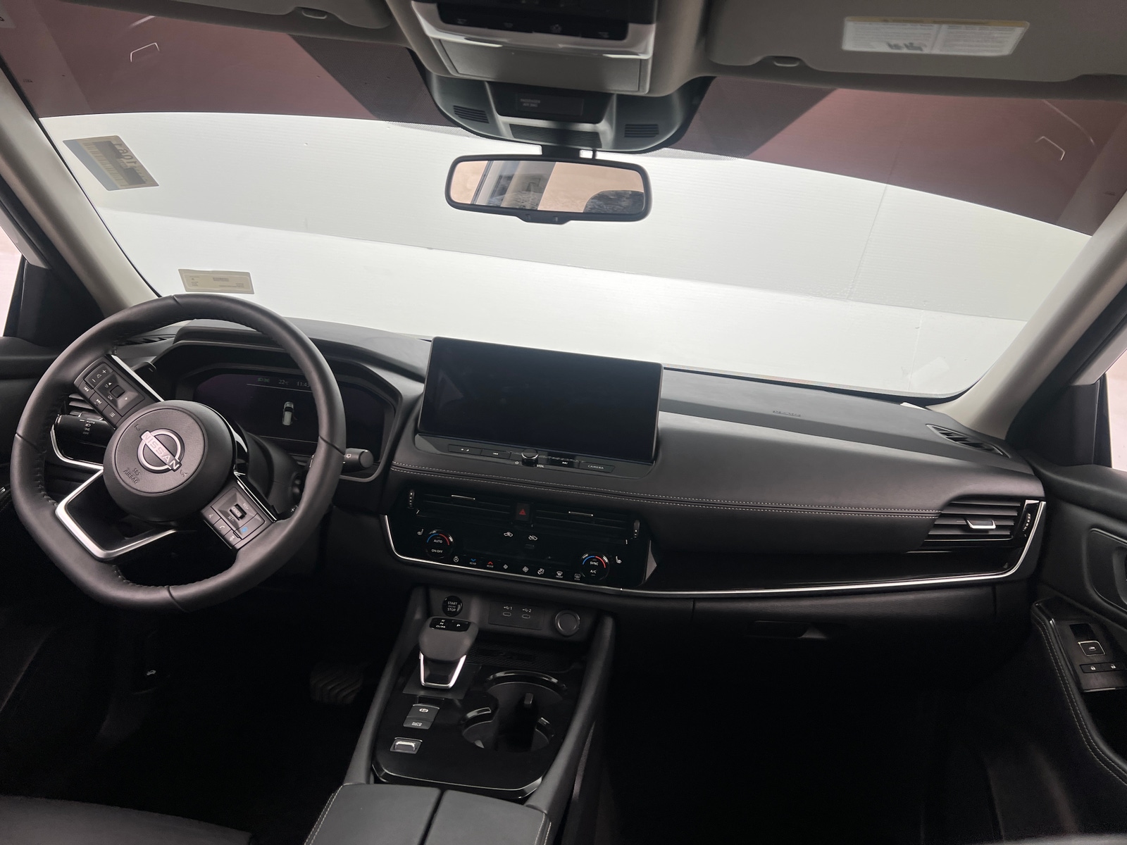 Thumbnail: 2024 Nissan Rogue - 2